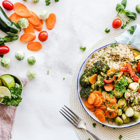 flat-lay-photography-of-vegetable-salad-on-plate-1640777.jpg